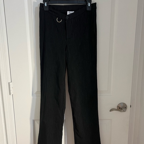 Princess Polly pin striped high-wasted pant! - Picture 1 of 3